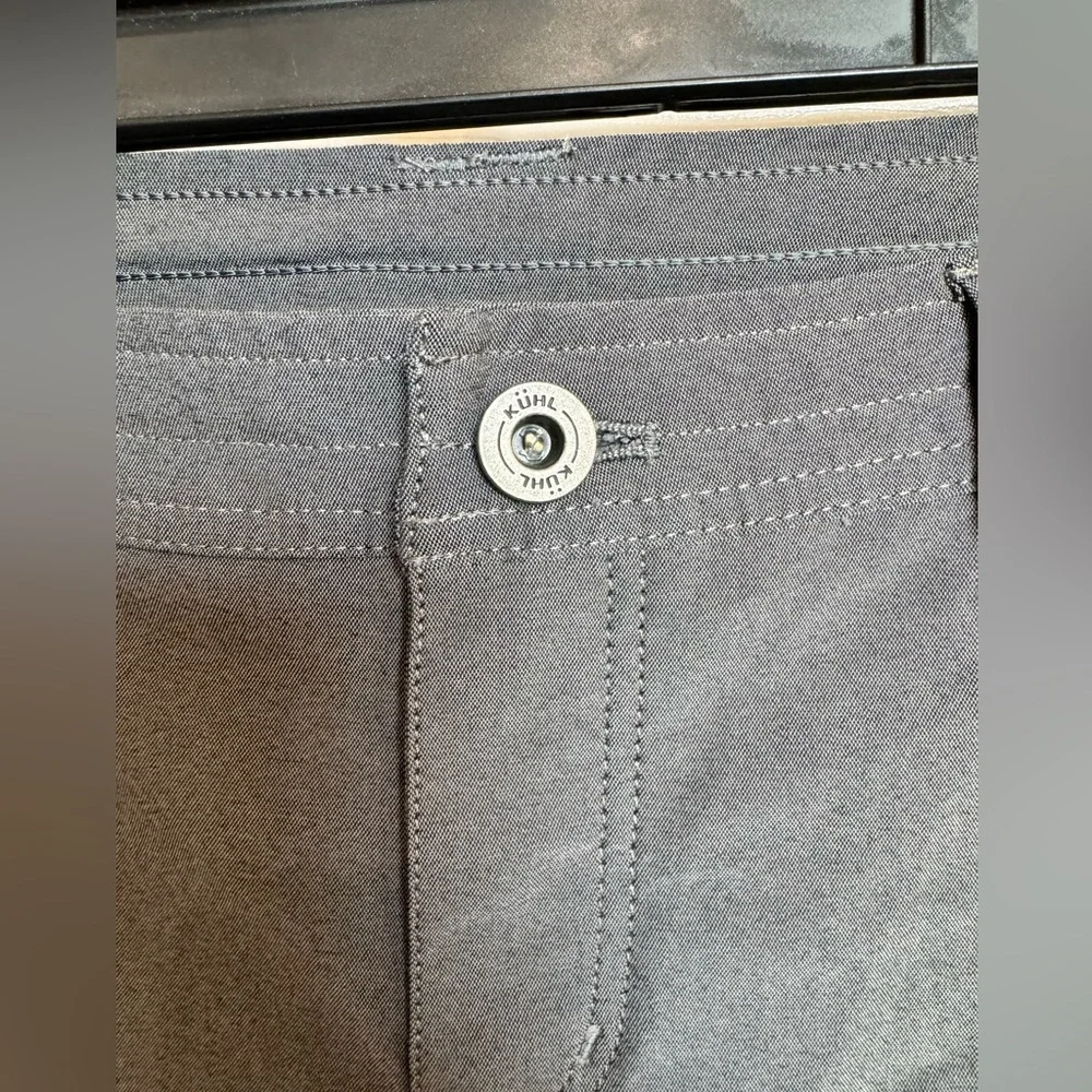 KUHL women’s shorts - Picture 2 of 7